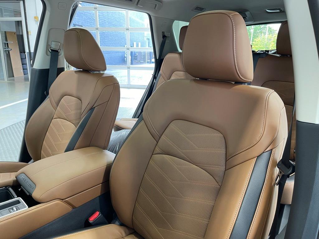 new 2025 Nissan Pathfinder car, priced at $47,699