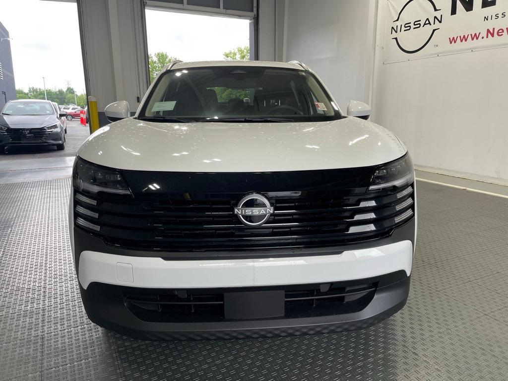new 2025 Nissan Kicks car, priced at $26,614
