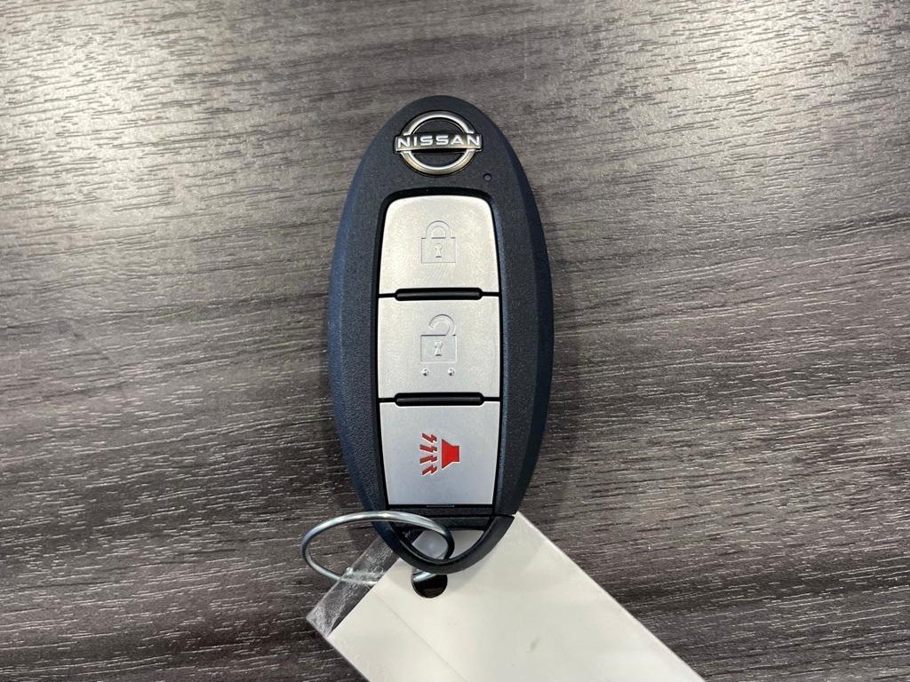 new 2025 Nissan Frontier car, priced at $35,425
