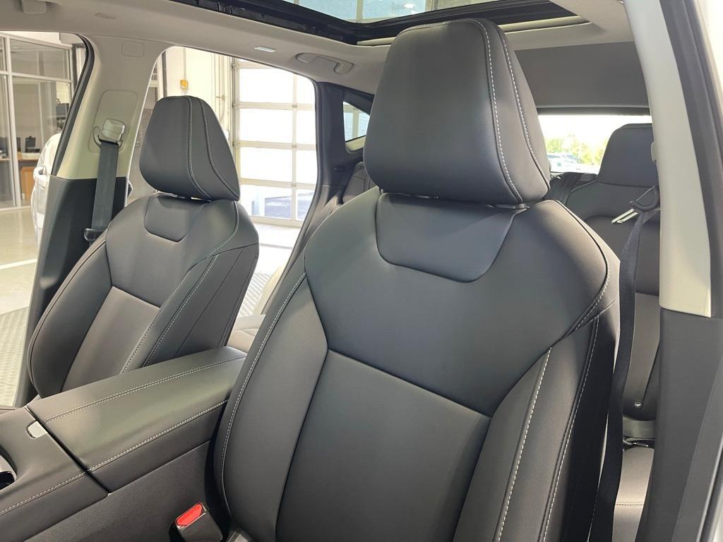 new 2025 Nissan Murano car, priced at $45,188