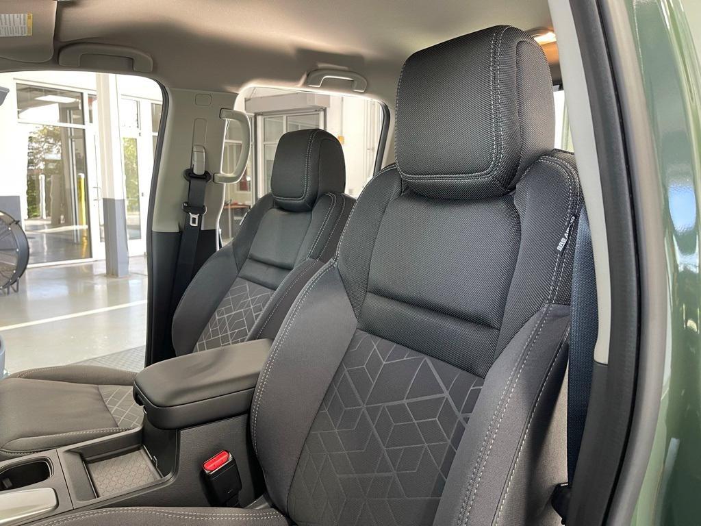 new 2025 Nissan Frontier car, priced at $38,288