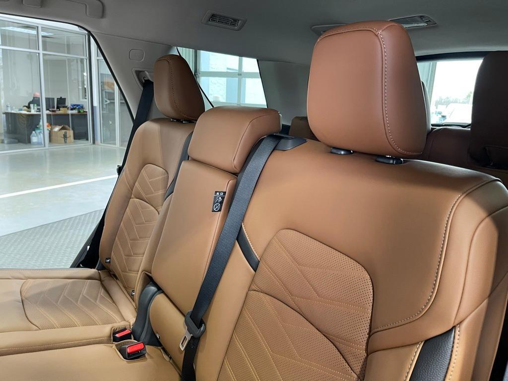 new 2025 Nissan Pathfinder car, priced at $52,380