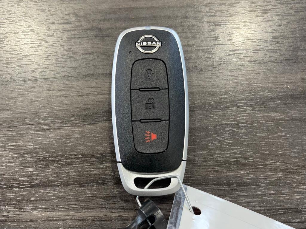 new 2025 Nissan Pathfinder car, priced at $35,105