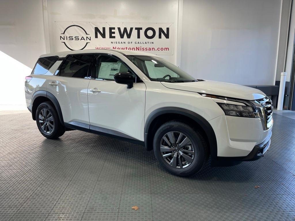 new 2025 Nissan Pathfinder car, priced at $35,105