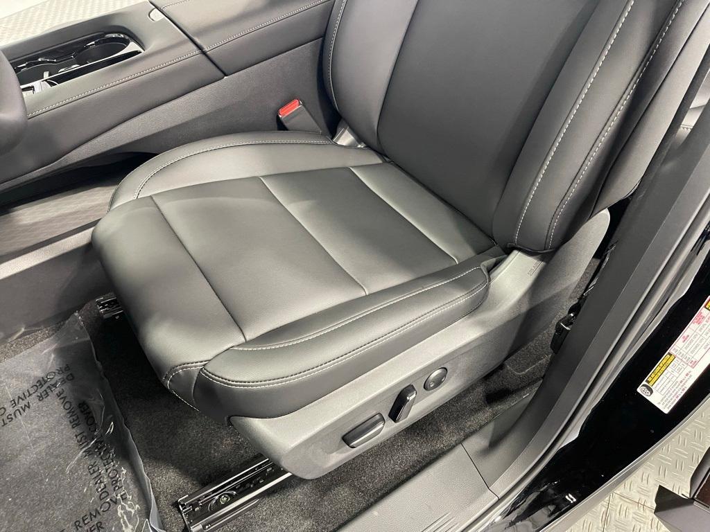 new 2025 Nissan Murano car, priced at $40,449