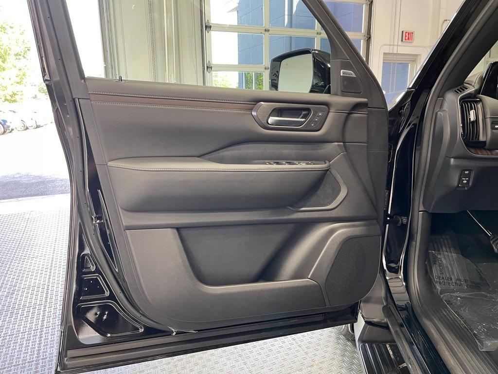 new 2025 Nissan Armada car, priced at $66,747
