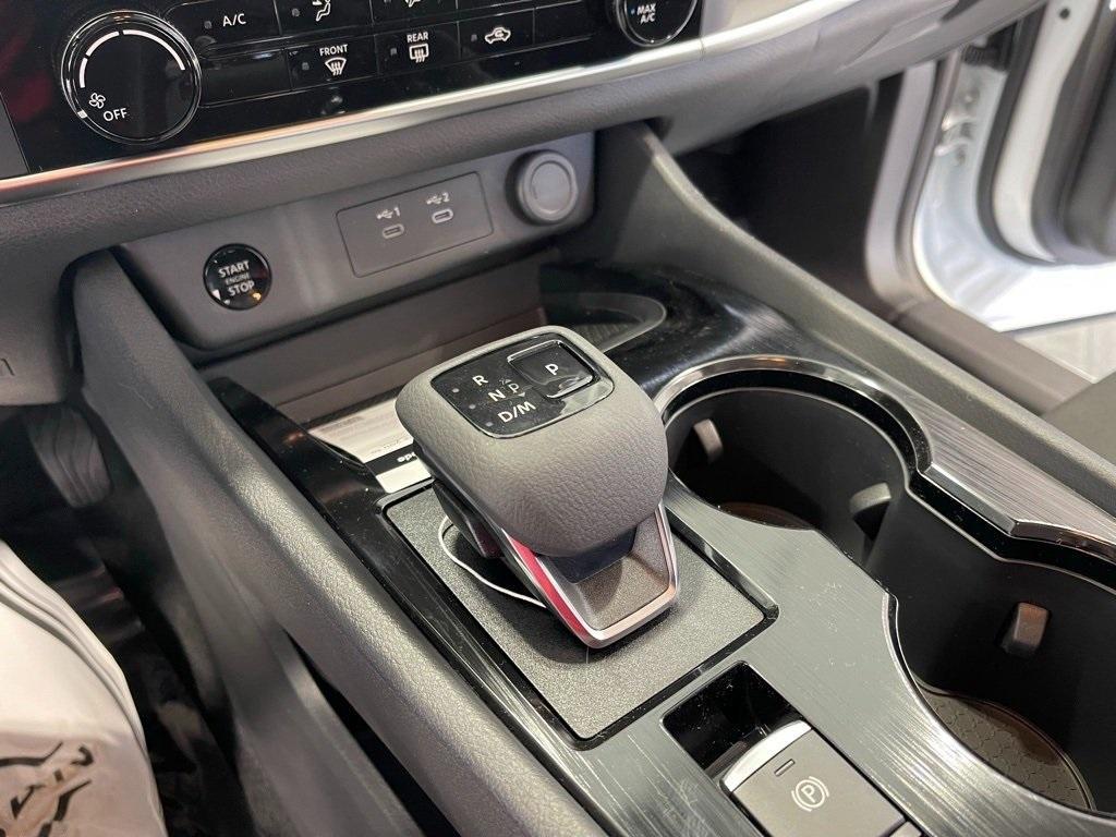 new 2025 Nissan Rogue car, priced at $25,660