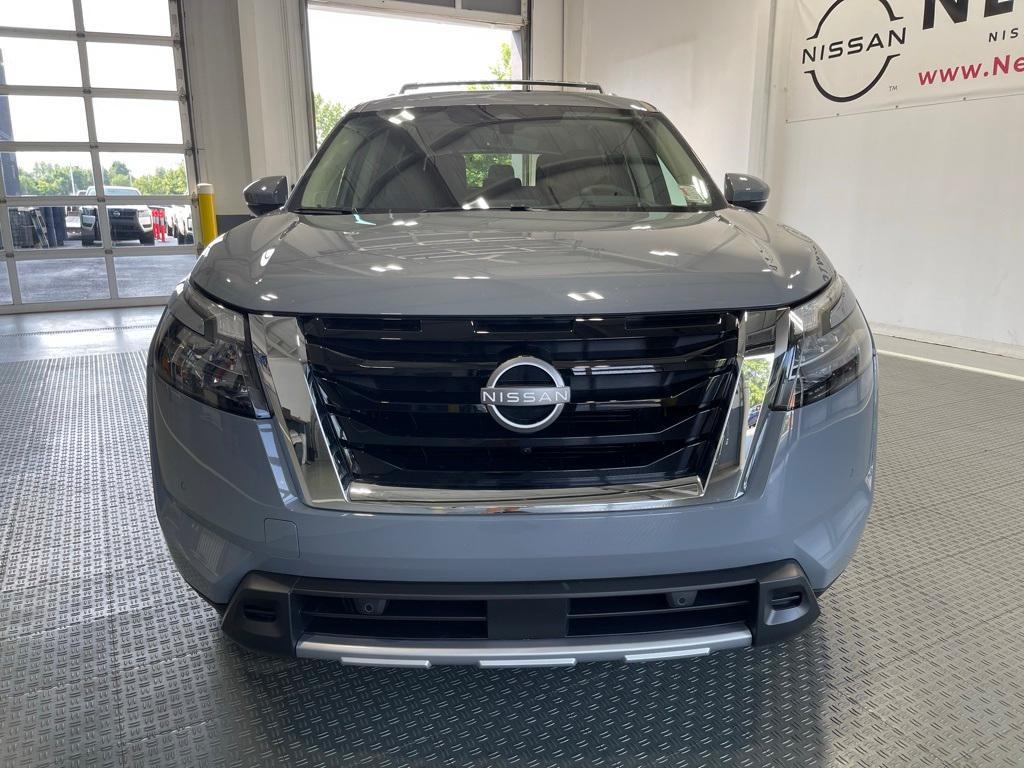 new 2025 Nissan Pathfinder car, priced at $49,364