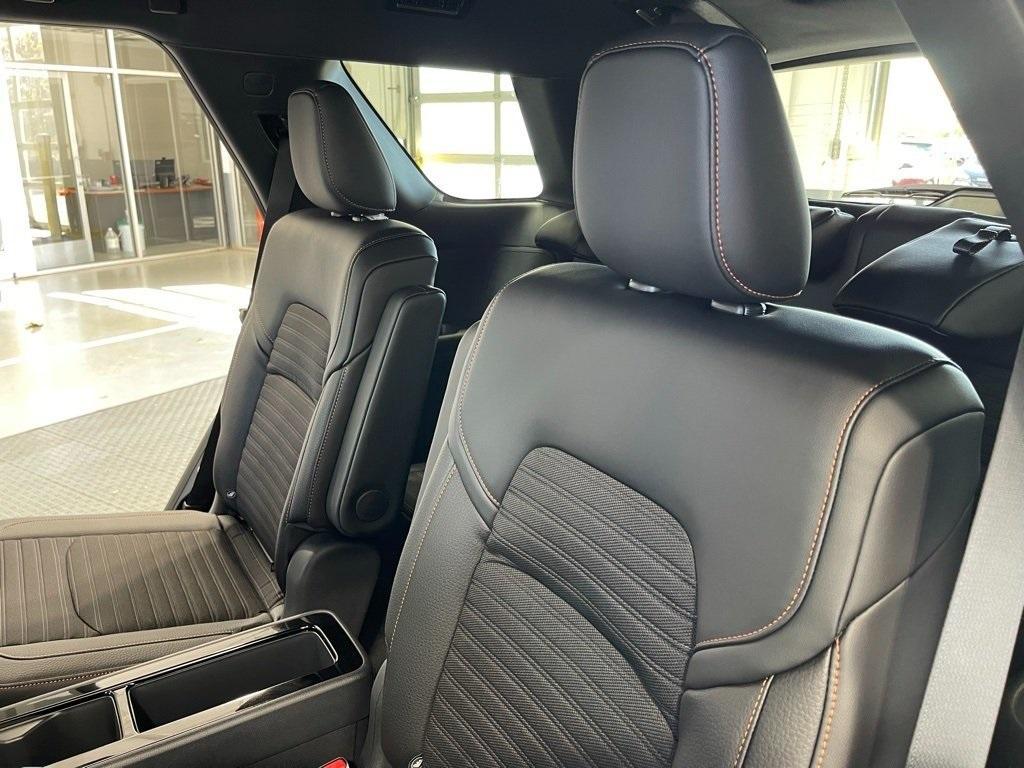 new 2025 Nissan Pathfinder car, priced at $42,806