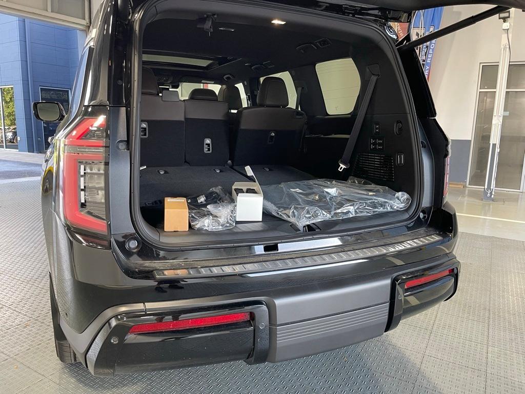 new 2025 Nissan Armada car, priced at $81,011
