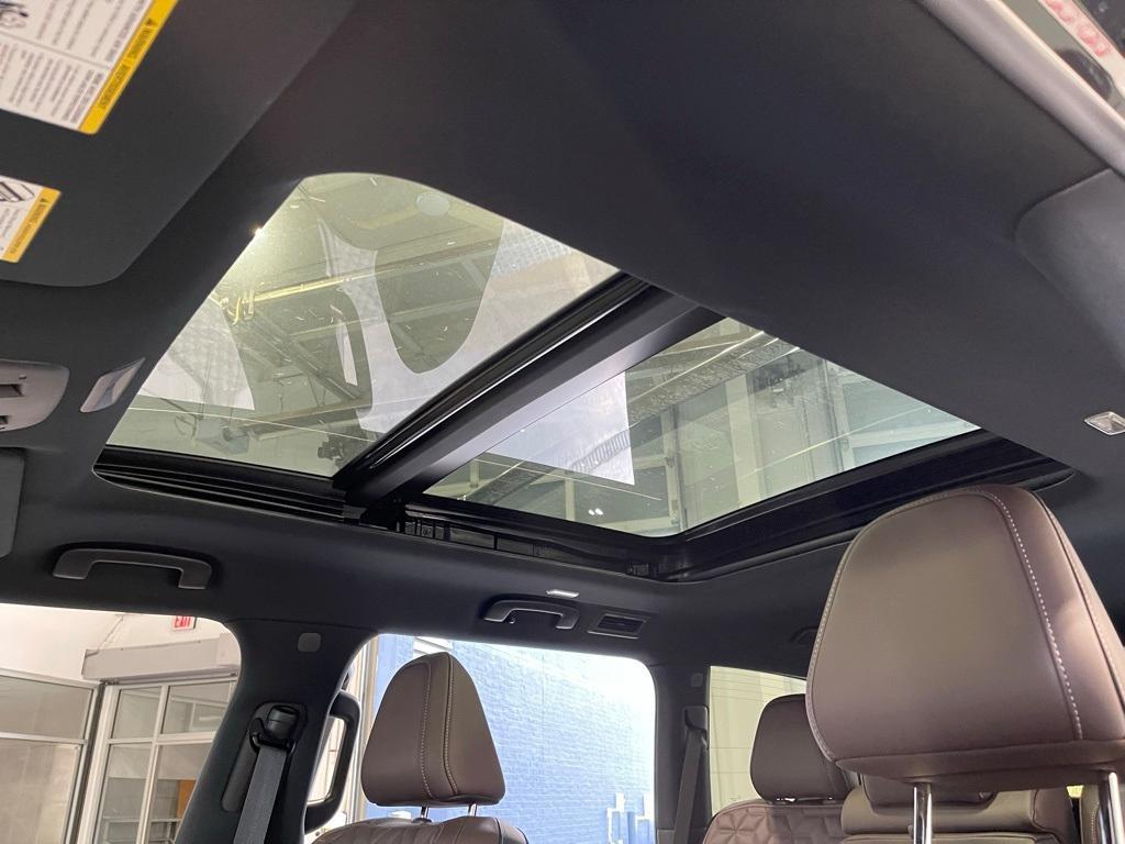 new 2025 Nissan Armada car, priced at $81,011
