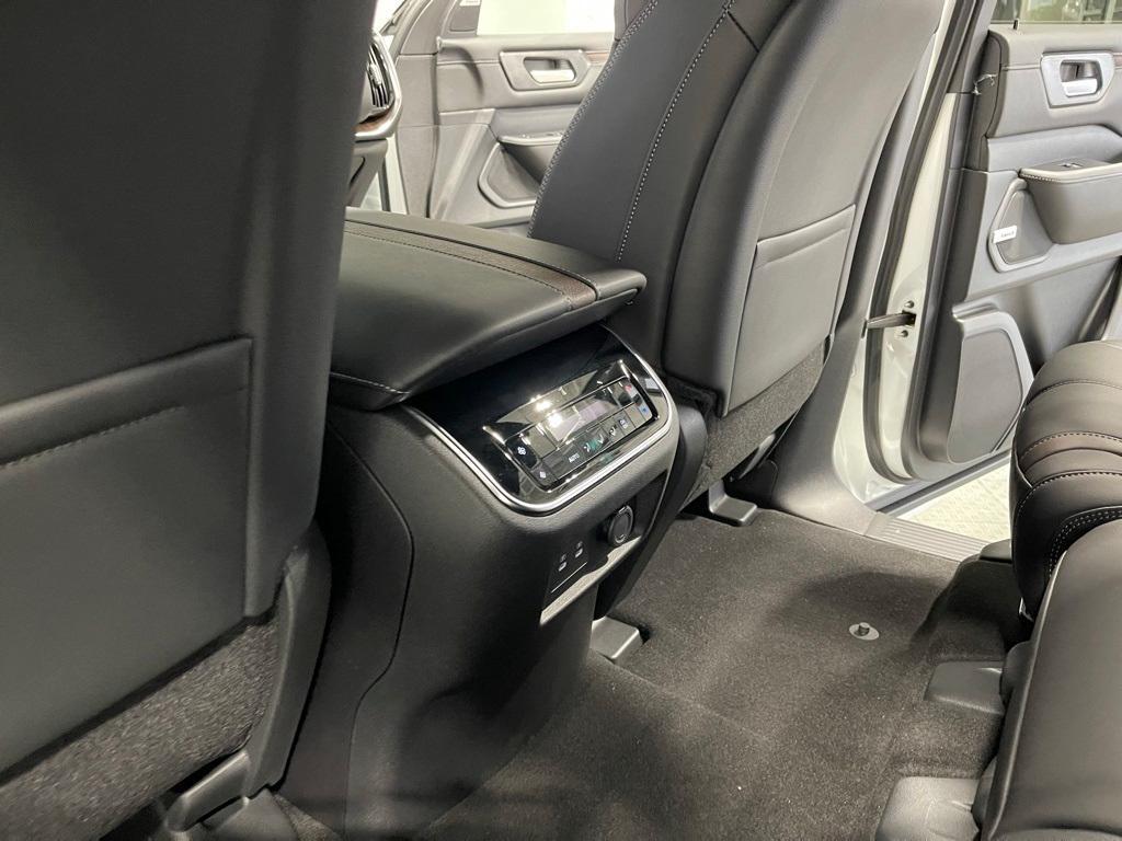 new 2025 Nissan Armada car, priced at $61,295