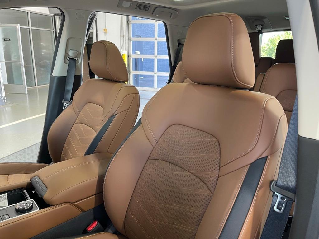 new 2025 Nissan Pathfinder car, priced at $49,183