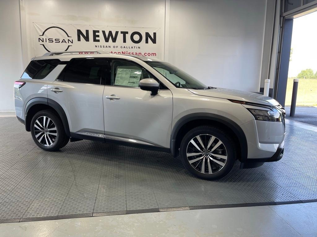 new 2025 Nissan Pathfinder car, priced at $49,183