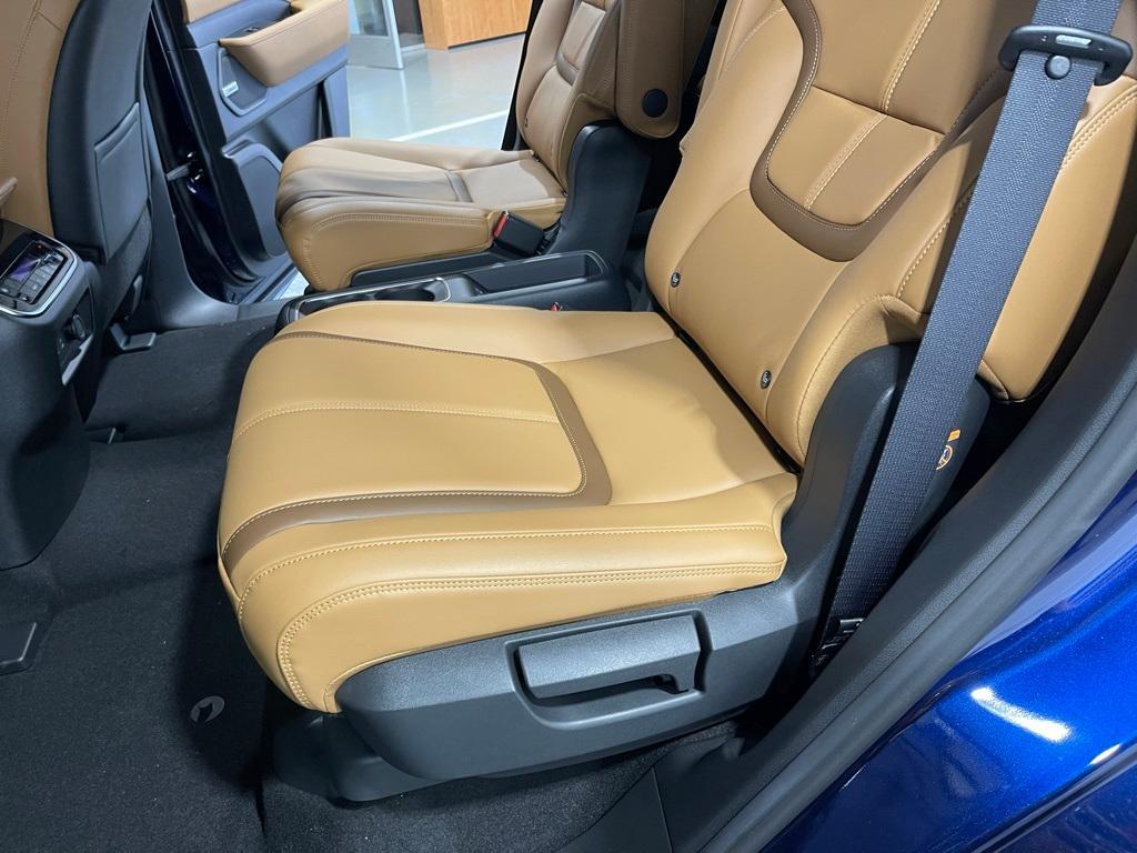 new 2025 Nissan Armada car, priced at $61,587