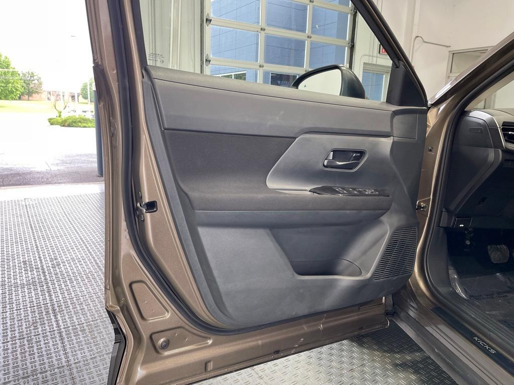 new 2025 Nissan Kicks car, priced at $21,173