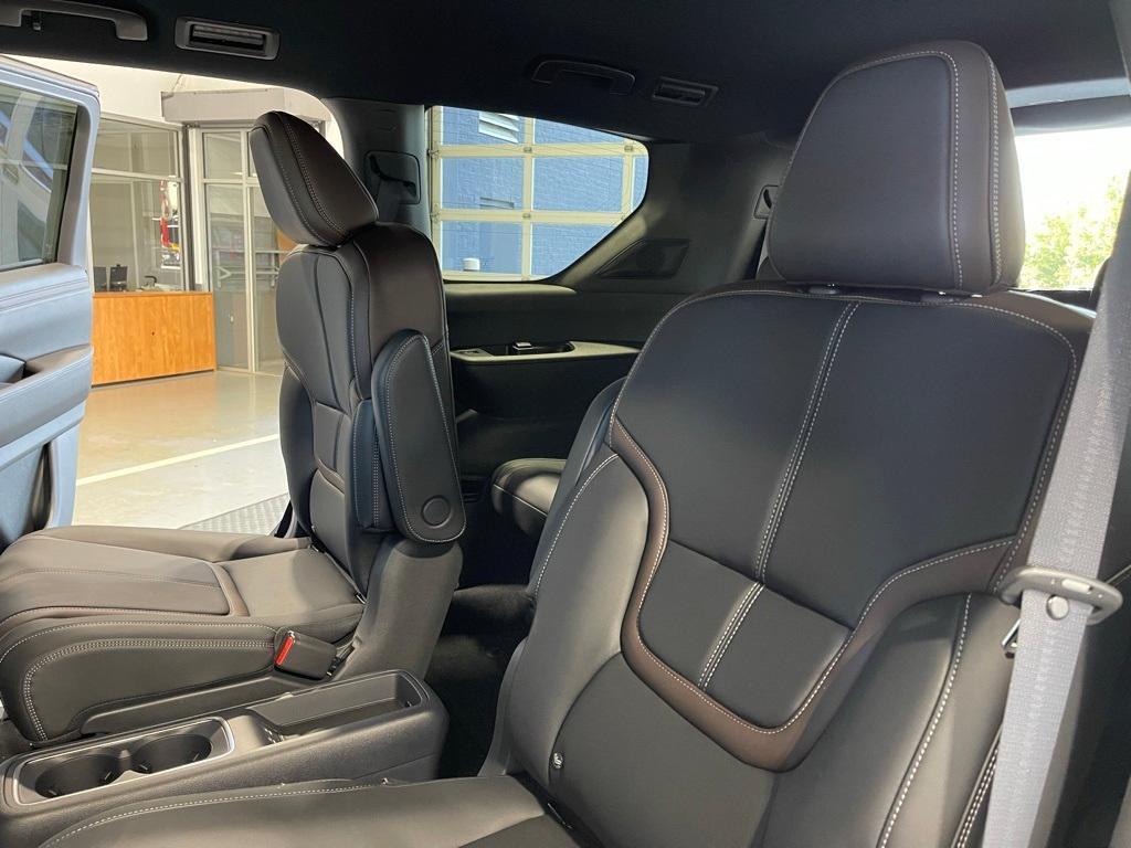 new 2025 Nissan Armada car, priced at $62,158