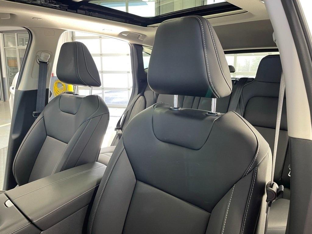new 2025 Nissan Murano car, priced at $46,820