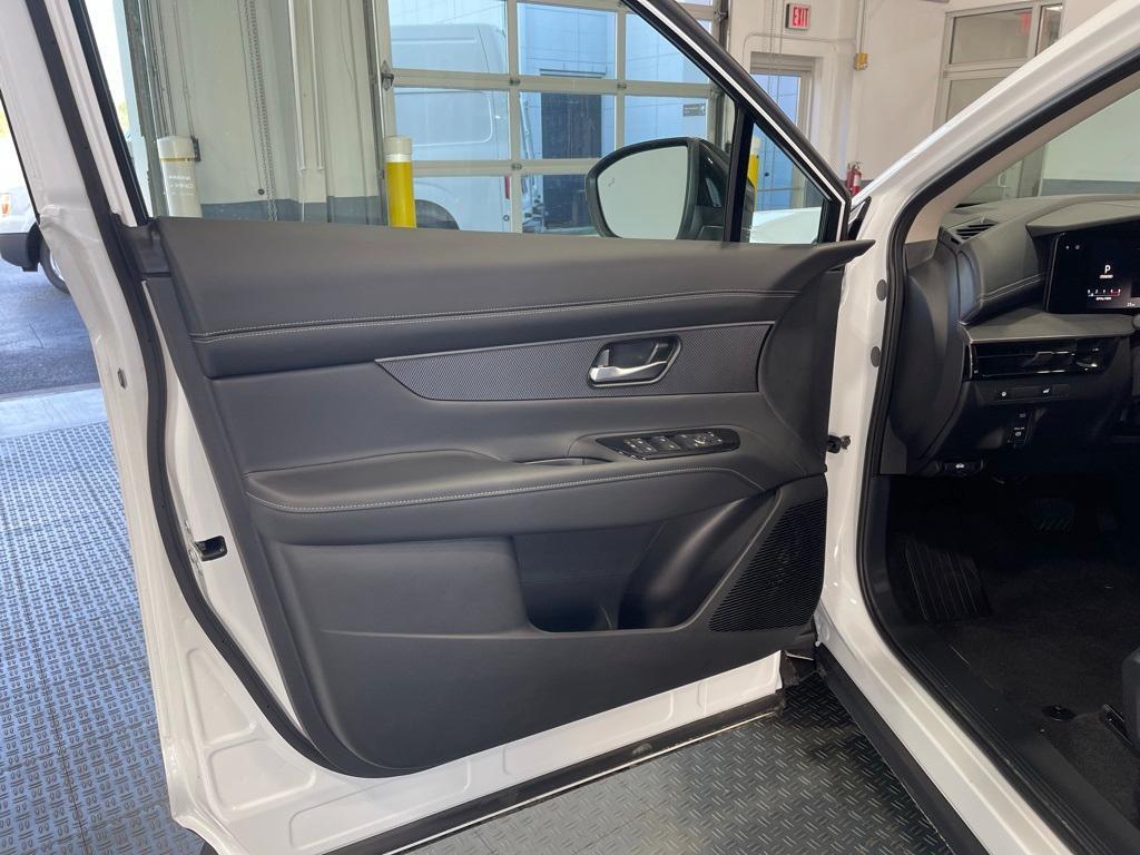 new 2025 Nissan Murano car, priced at $40,750