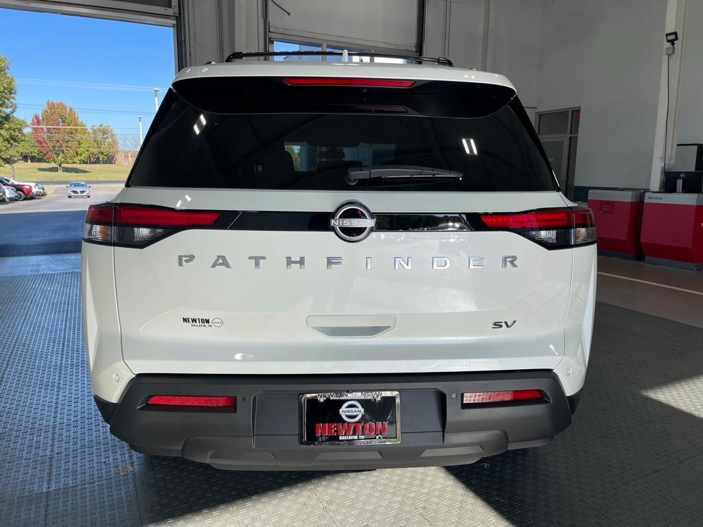 new 2024 Nissan Pathfinder car, priced at $37,157