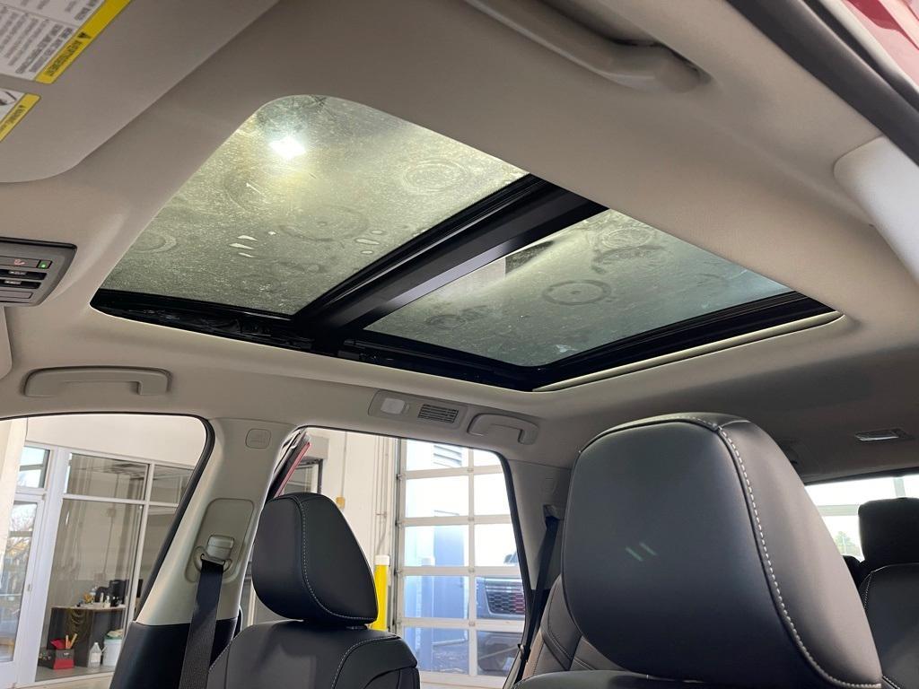 new 2025 Nissan Pathfinder car, priced at $46,889