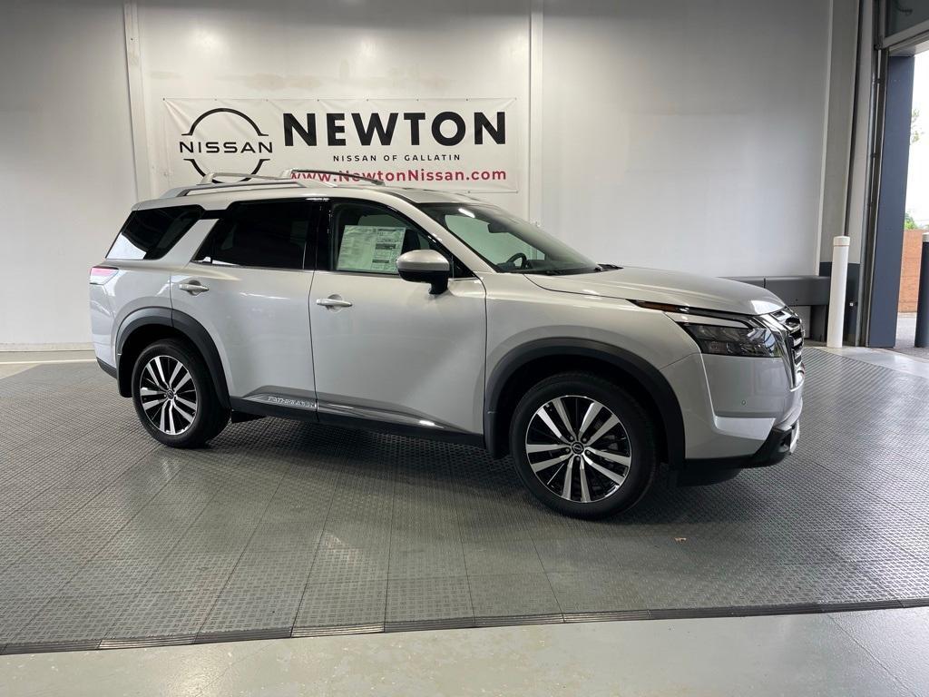 new 2025 Nissan Pathfinder car, priced at $49,058