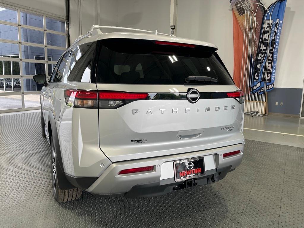 new 2025 Nissan Pathfinder car, priced at $49,058