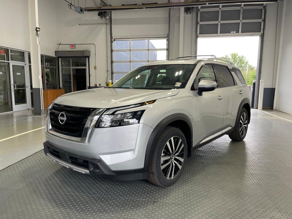 new 2025 Nissan Pathfinder car, priced at $49,058