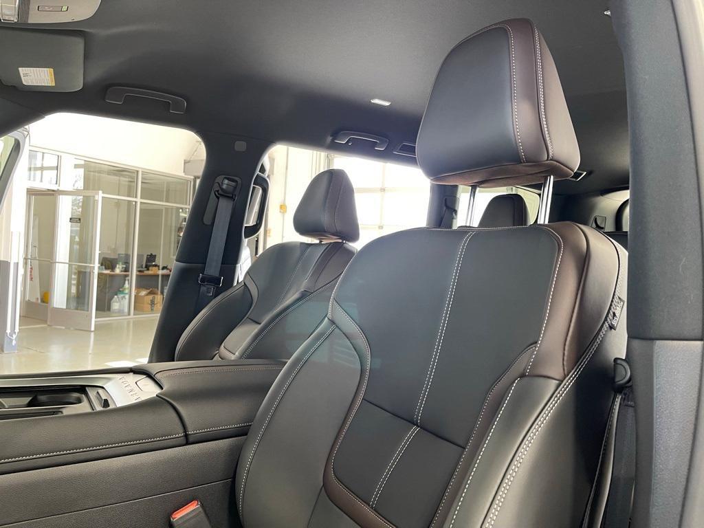 new 2025 Nissan Armada car, priced at $66,300