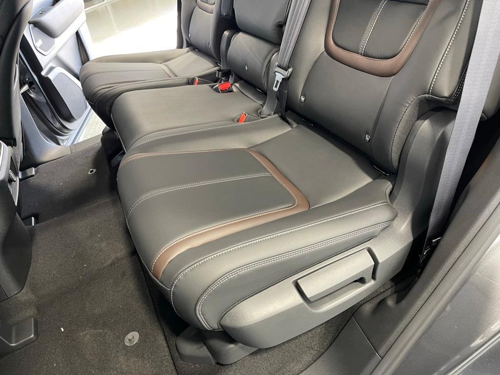 new 2025 Nissan Armada car, priced at $66,300