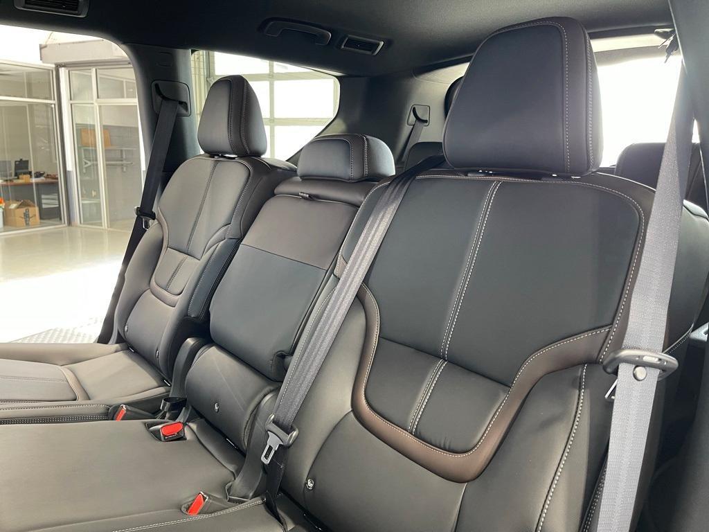 new 2025 Nissan Armada car, priced at $66,300