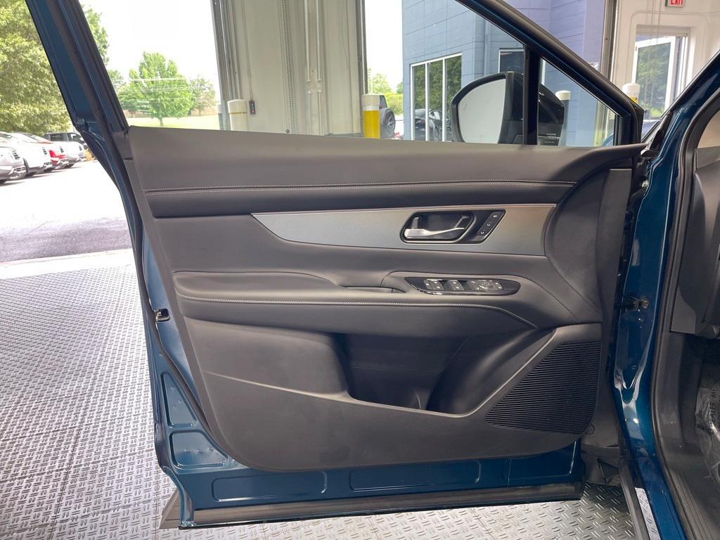 new 2025 Nissan Murano car, priced at $37,640