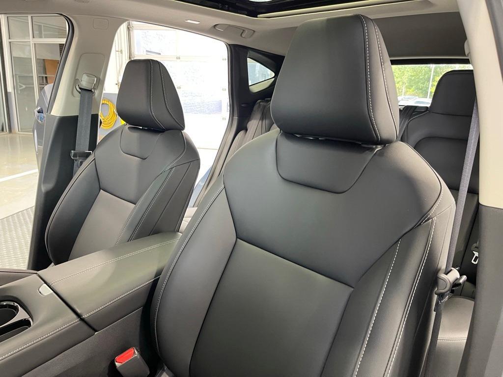 new 2025 Nissan Murano car, priced at $37,640