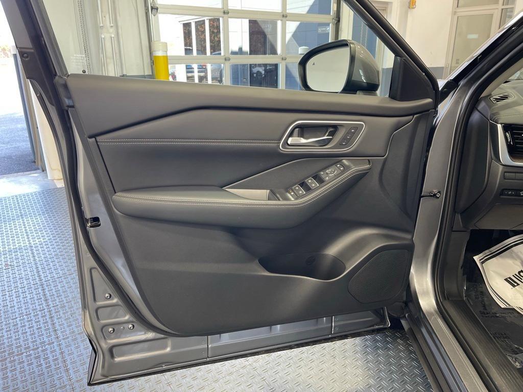 new 2026 Nissan Rogue car, priced at $37,264