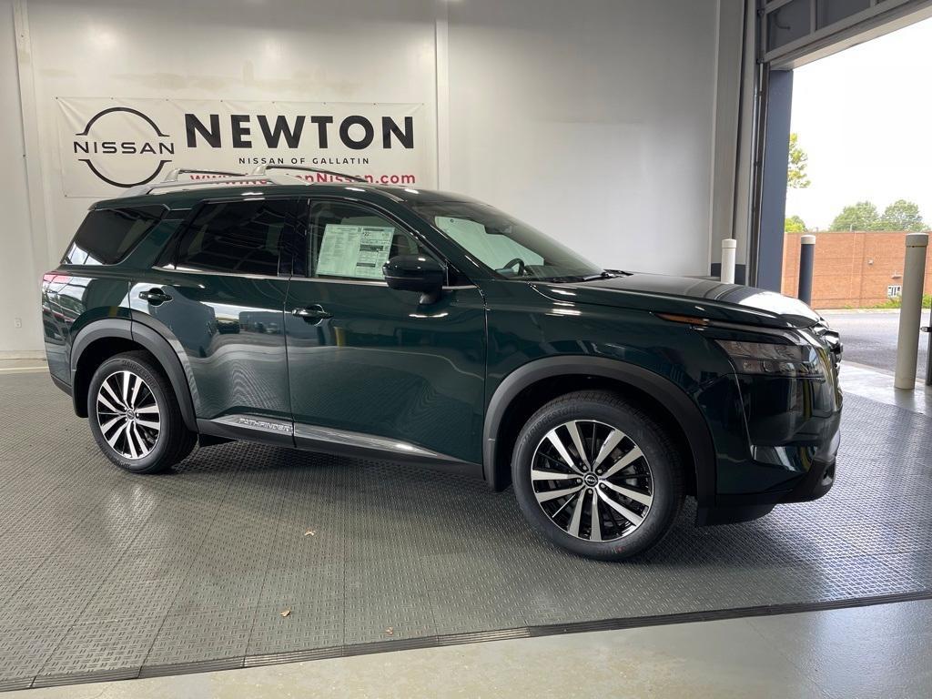 new 2025 Nissan Pathfinder car, priced at $49,206