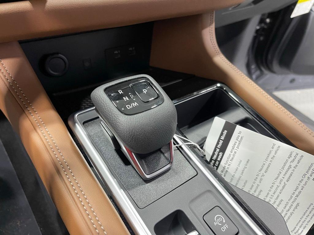 new 2025 Nissan Pathfinder car, priced at $39,175