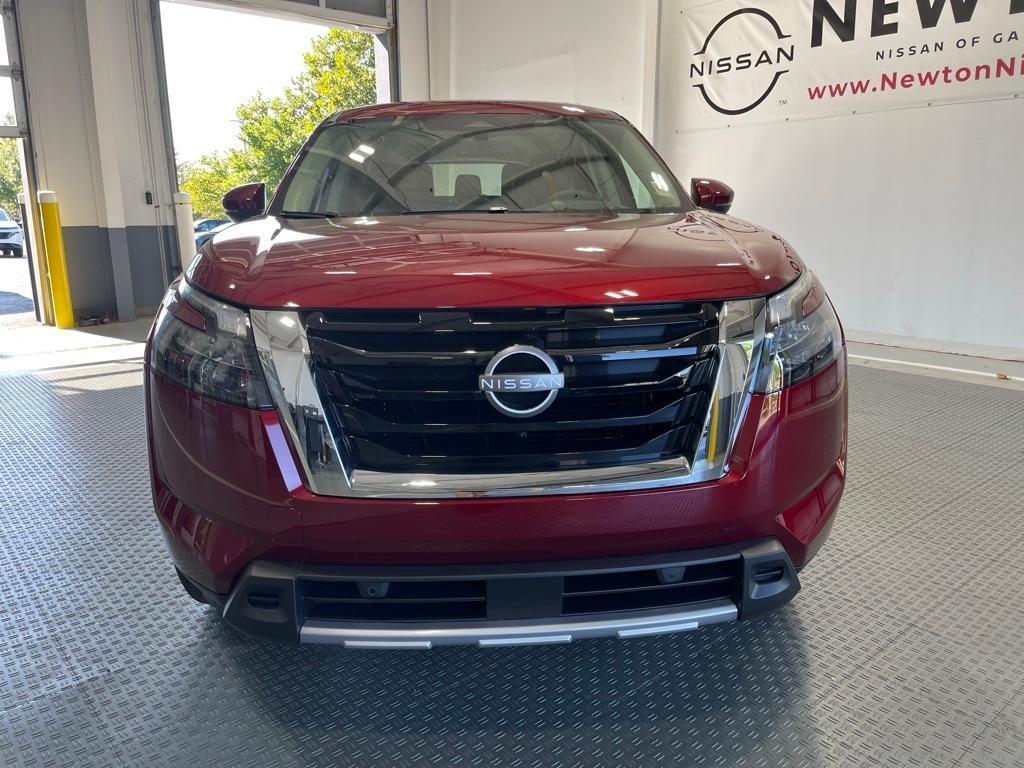 new 2025 Nissan Pathfinder car, priced at $47,358