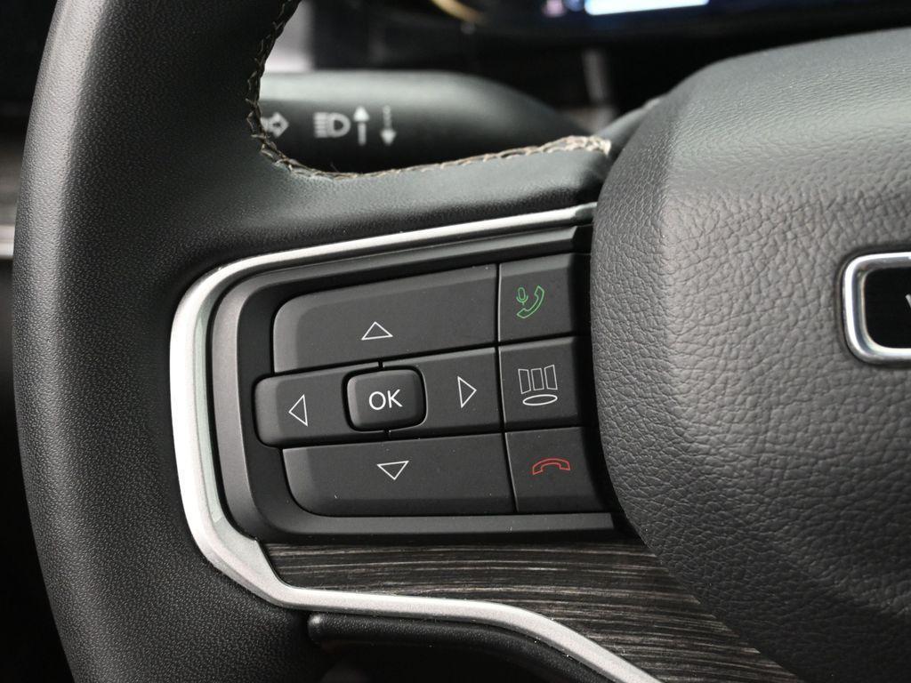 used 2022 Jeep Wagoneer car, priced at $38,194