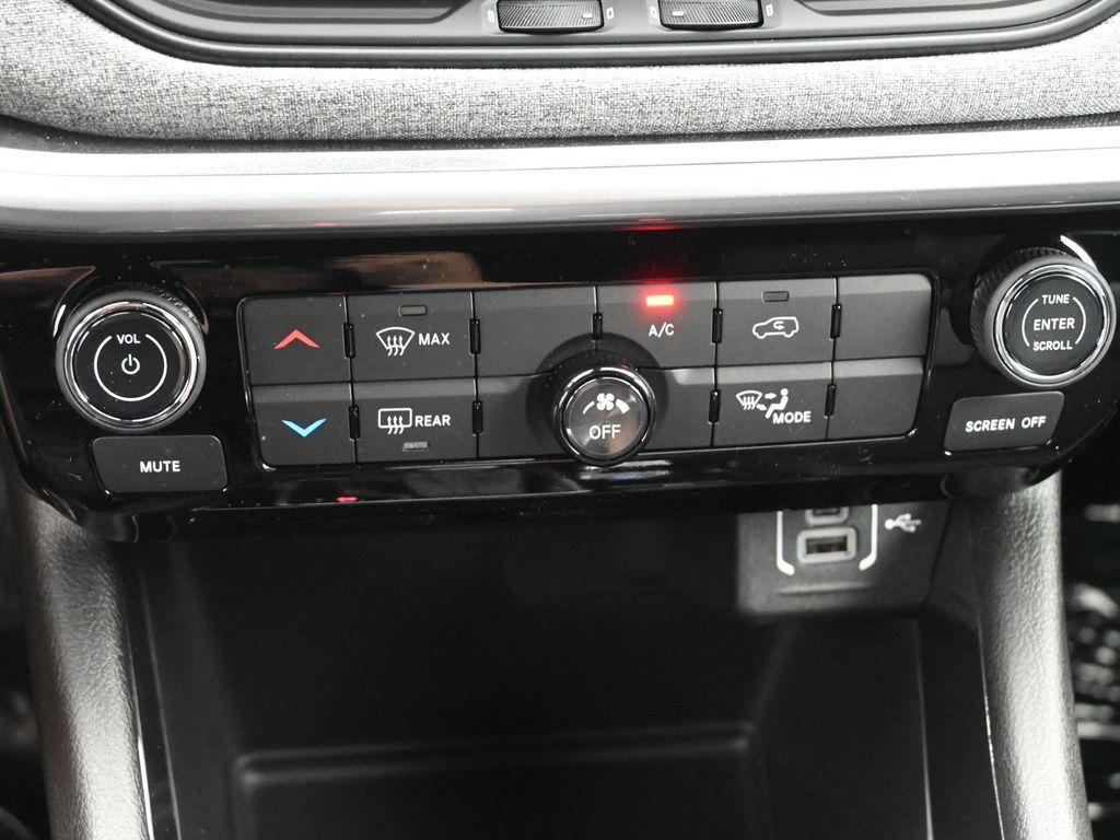 new 2025 Jeep Compass car, priced at $26,991