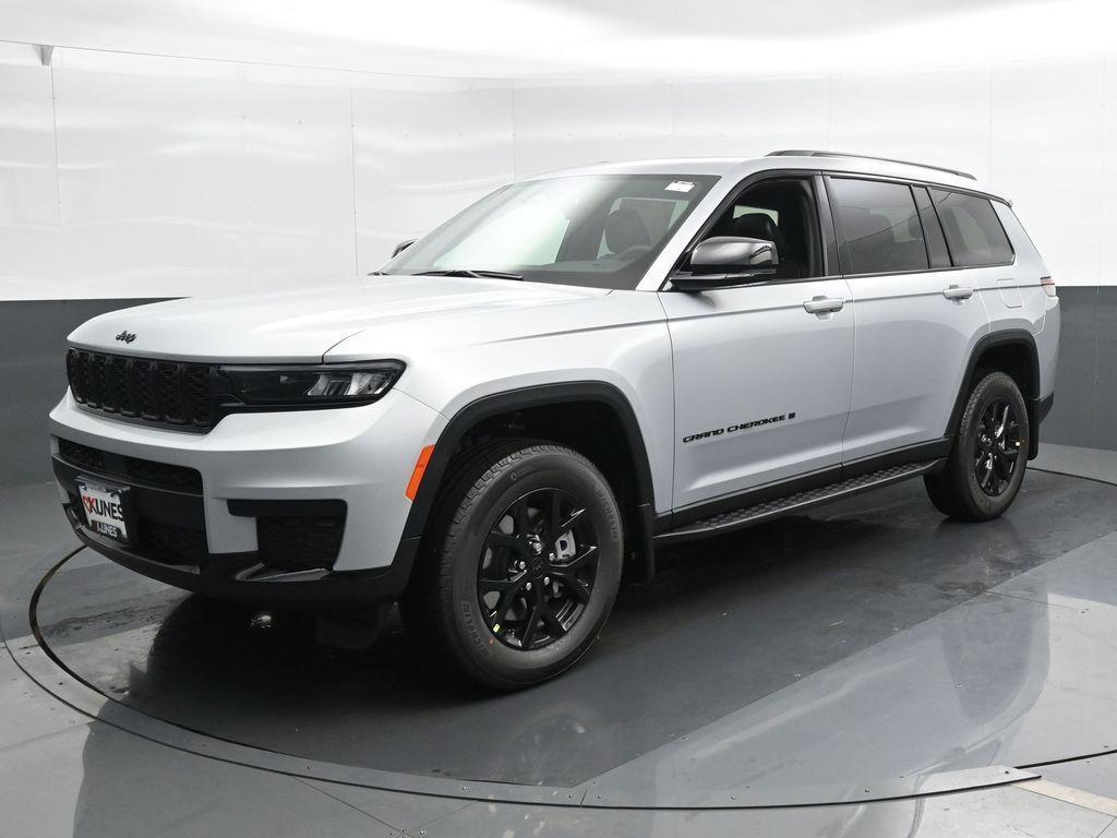 new 2025 Jeep Grand Cherokee L car, priced at $48,325