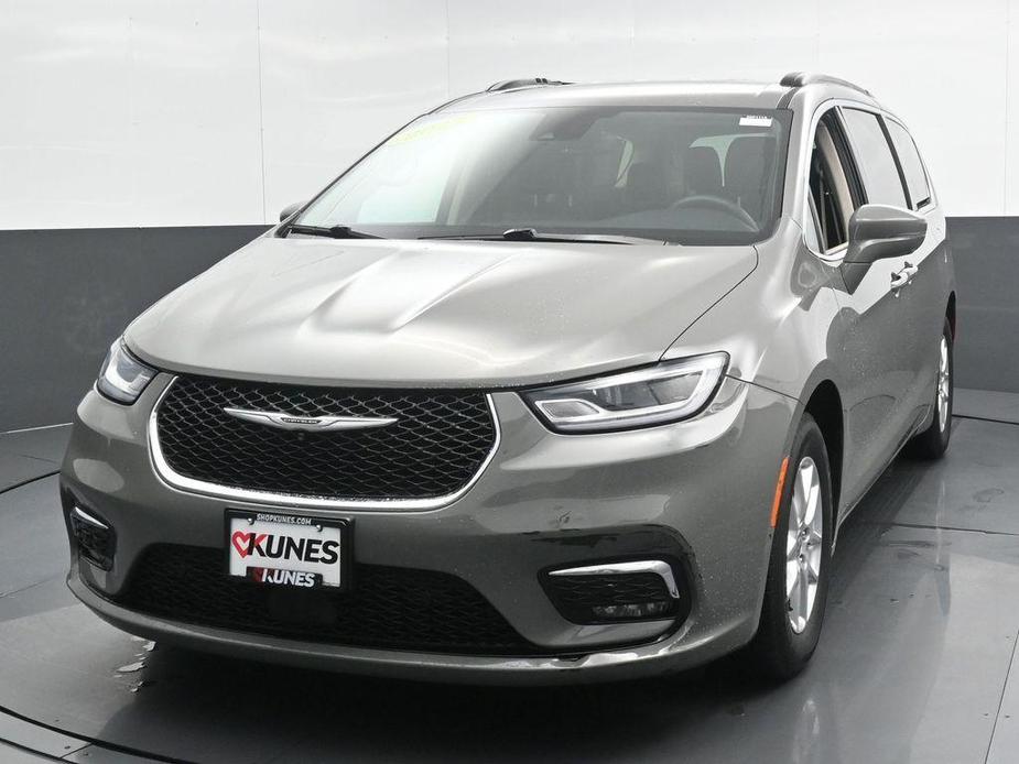 used 2022 Chrysler Pacifica car, priced at $22,495