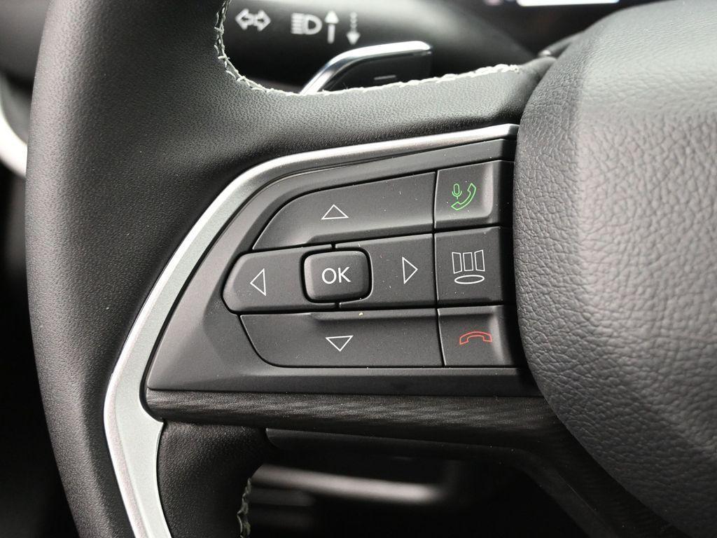 new 2025 Jeep Grand Cherokee L car, priced at $37,279