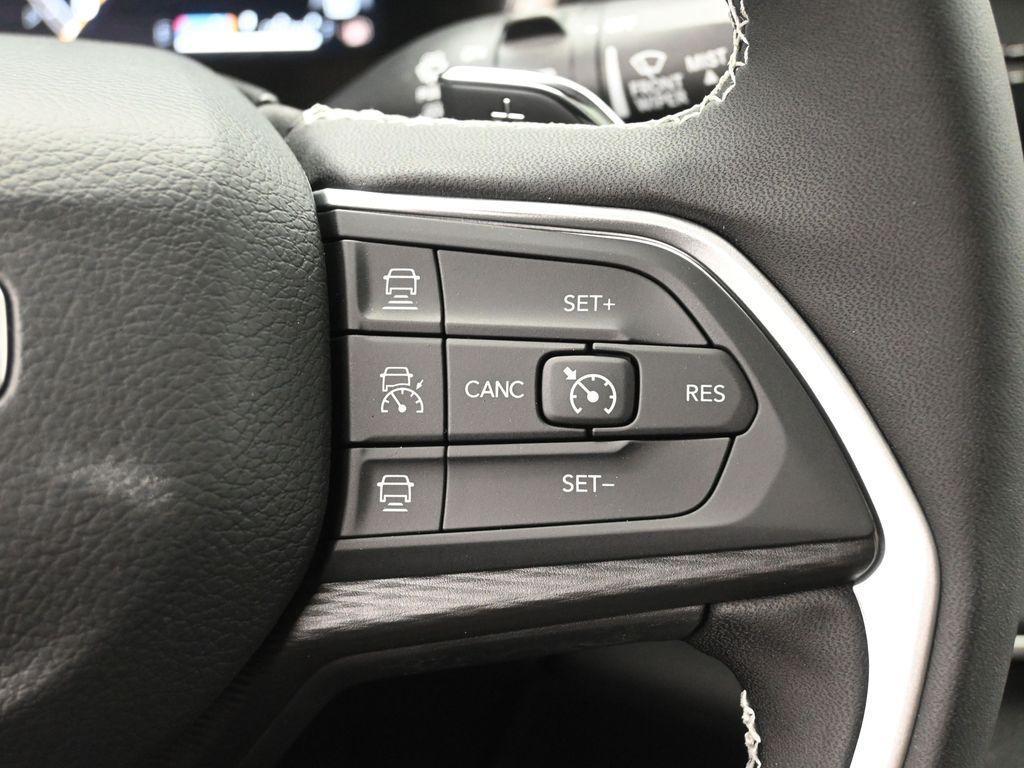 new 2025 Jeep Grand Cherokee L car, priced at $37,279