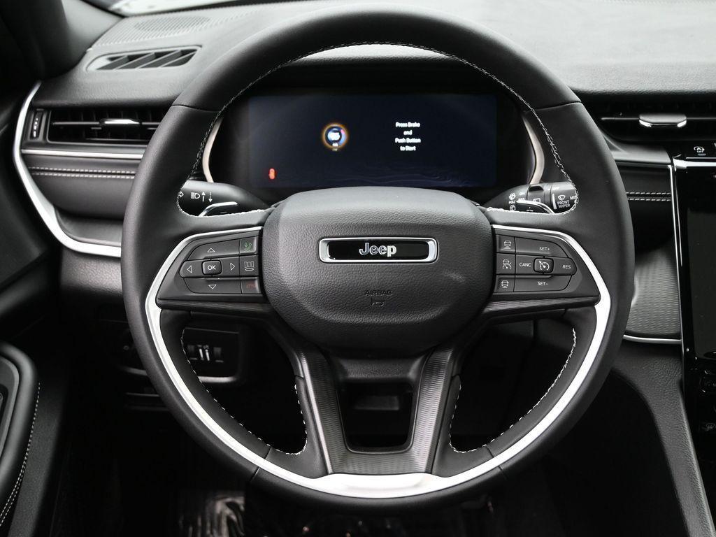 new 2025 Jeep Grand Cherokee L car, priced at $37,279