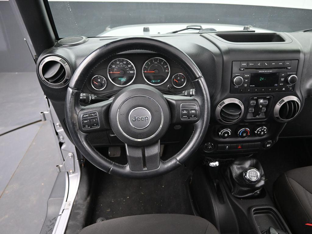 used 2015 Jeep Wrangler Unlimited car, priced at $11,187