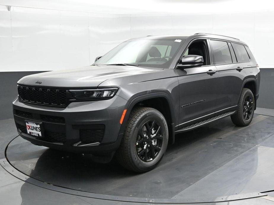 new 2025 Jeep Grand Cherokee L car, priced at $43,985