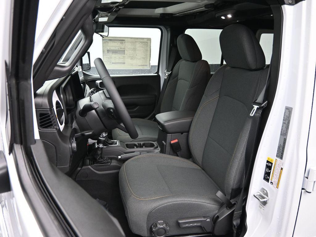 new 2025 Jeep Wrangler car, priced at $49,729