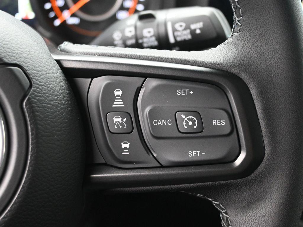 new 2025 Jeep Wrangler car, priced at $49,729