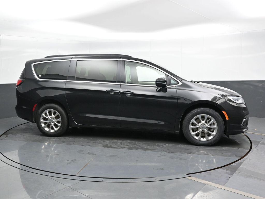 used 2022 Chrysler Pacifica car, priced at $26,999