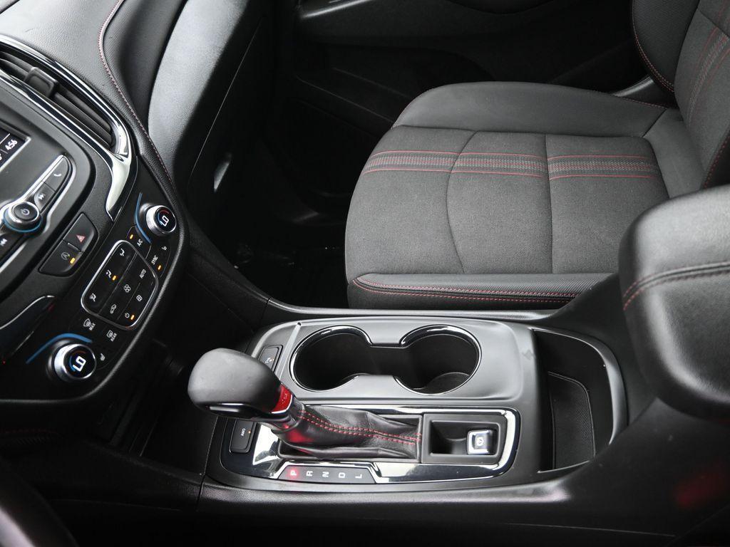 used 2022 Chevrolet Equinox car, priced at $24,680